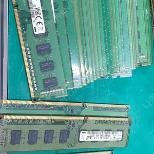 DDR3 12800U 25장 일괄 팝니다.