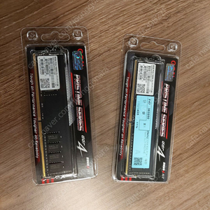 DDR4 - 19200 8gb 새제품 2개 팝니다