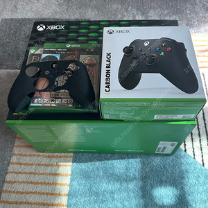 Xbox Series X + 추가 컨트롤러 + 미개봉게임 2장