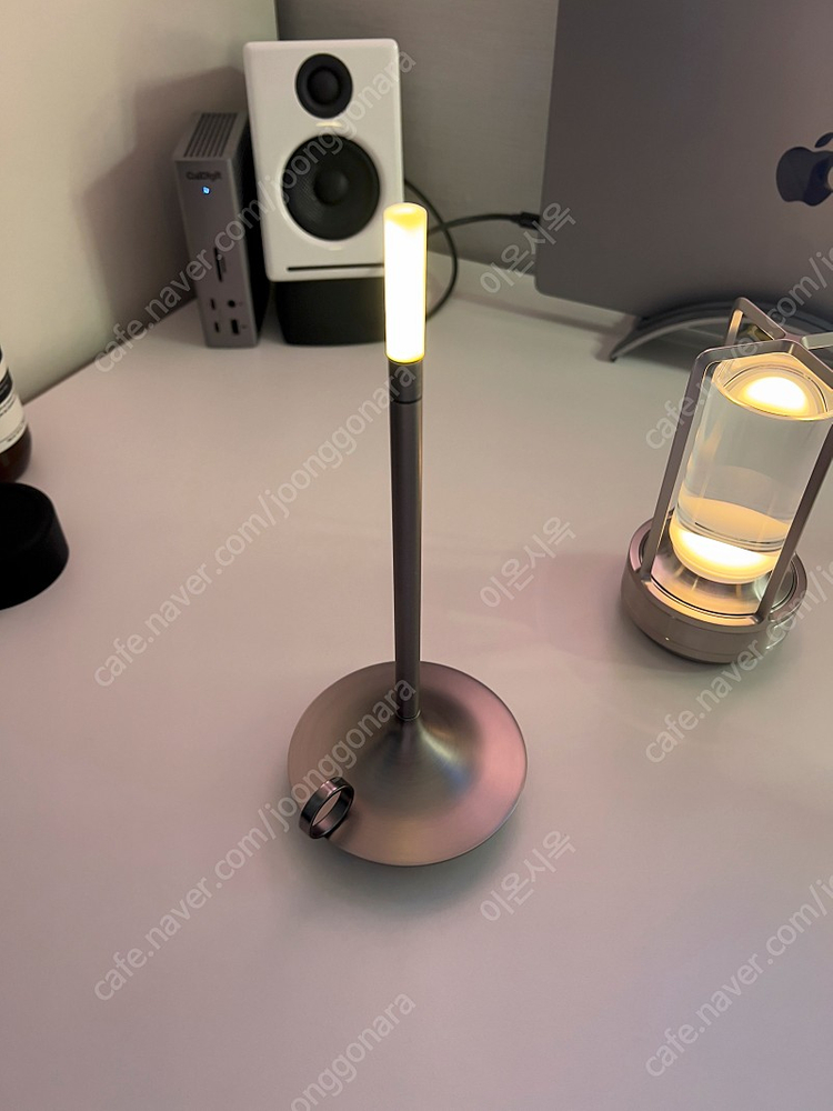 윅랜턴 (wick 랜턴) 정품 그라파이트 팝니다.--0