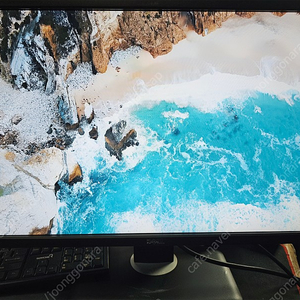 DELL 24인치 U2412 피벗(회전) 가능한 모니터 팝니다