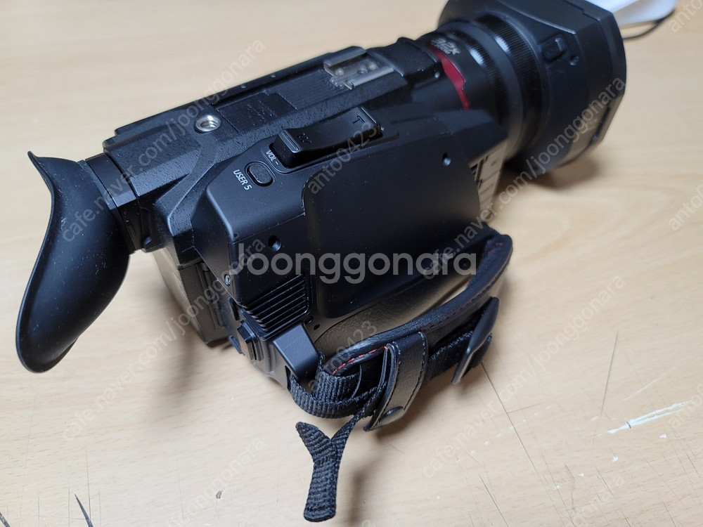 파나소닉 4K 60fps 캠코더 (HC-X1500)--5