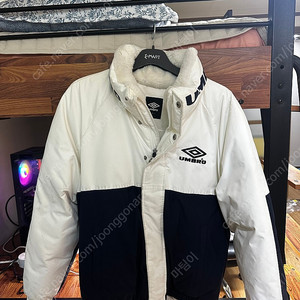 엄브로 숏다운 패딩