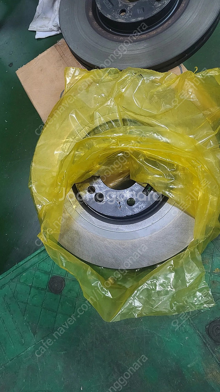올뉴카니발 프론트 브레이크 세트[디스크새거 1개 추가서...--2