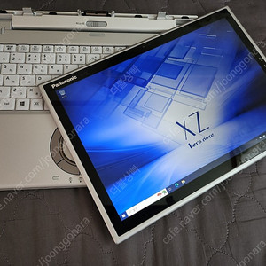 파나소닉 레츠노트 CF-XZ6 태블릿 2 in 1 노트북 입니다.