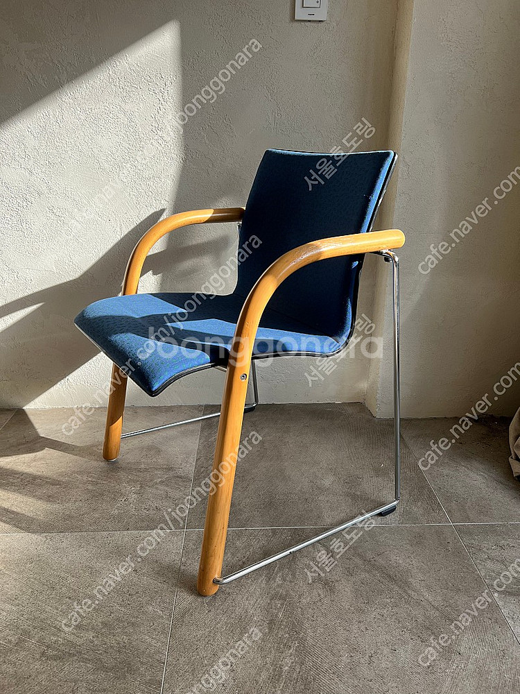 토넷 thonet S320 체어 팝니다--0
