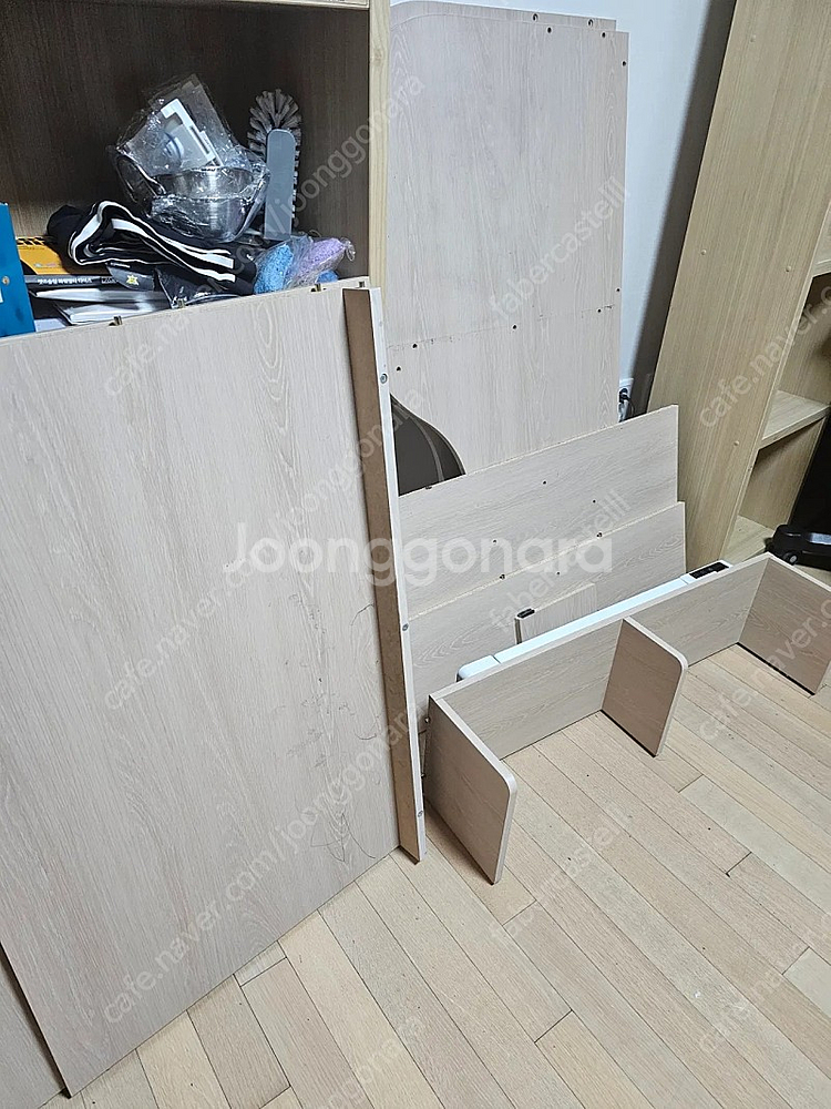 e스마트 독서실책상. LED스탠드포함 (분해해서 승용차...--7