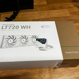 딥쿨 LT720 WH 수냉쿨러 판매합니다.