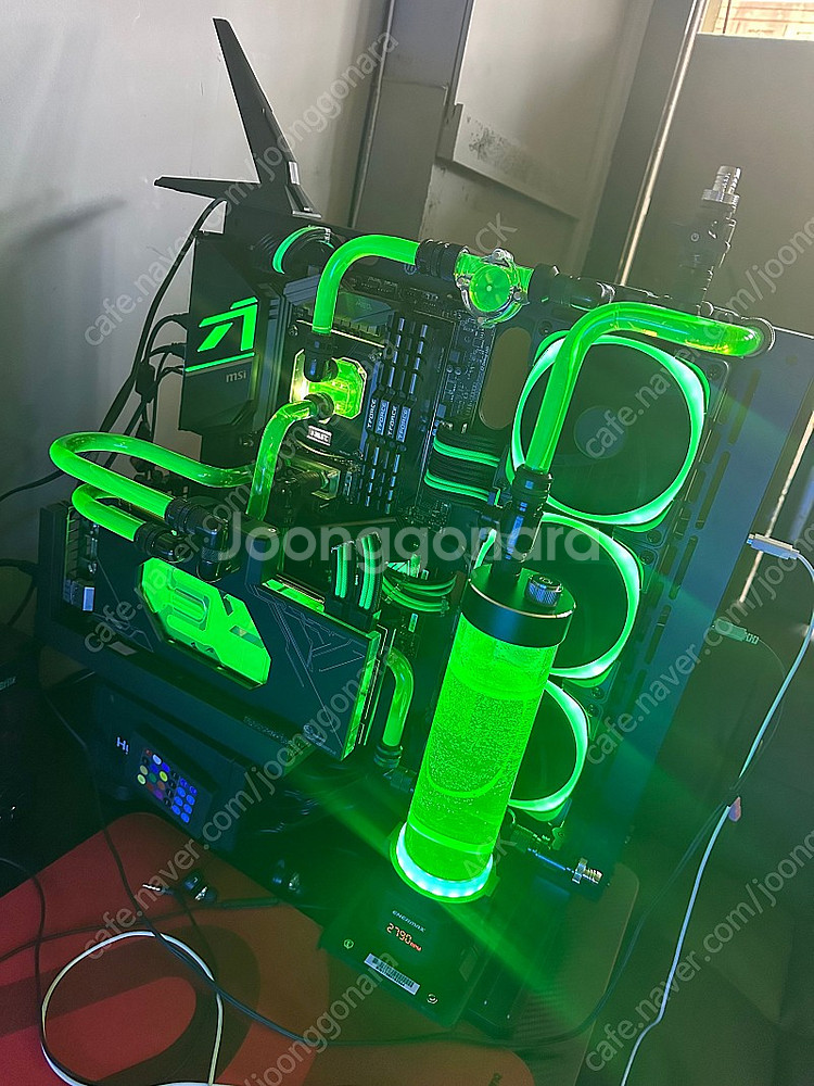 10900k + z490ace + ddr4 4300xm...--0