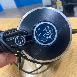 AKG K271 MK II 헤드폰 판매 합니다.