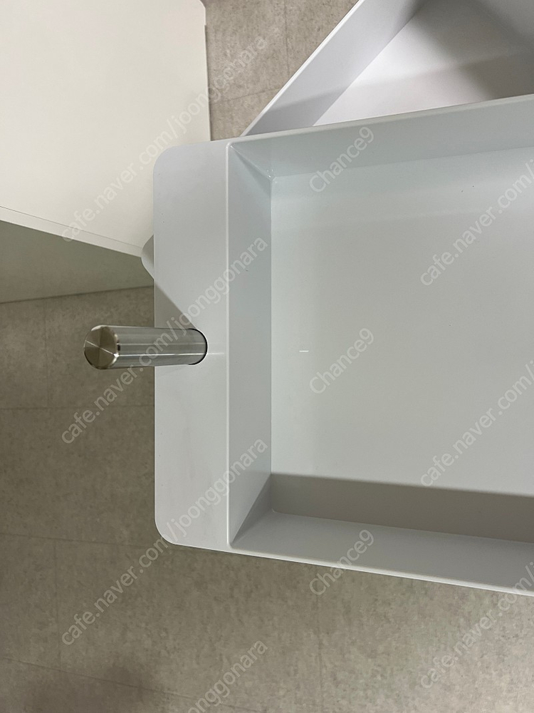 오늘의 집 모나 마지스 컨테이너360 트롤리 흰색 팝니다.--6