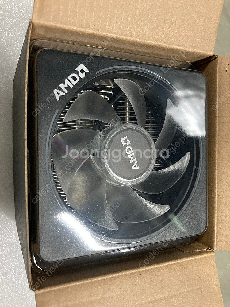 AMD 라이젠 7 3700x 정품쿨러 (미사용)--1