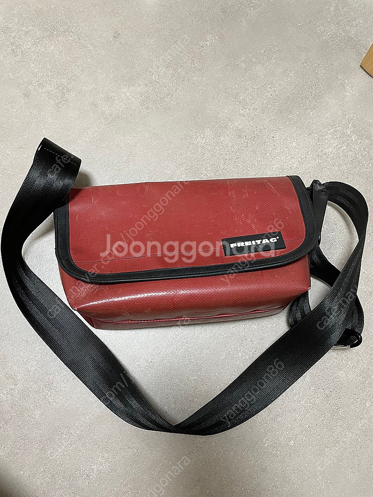 프라이탁 하와이파이브오 무광 올 레드--1