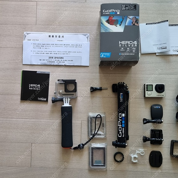 고프로4 히어로 실버 풀패키지(후면 터치스크린 수리 키트까지 포함)--2