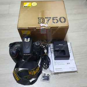 니콘 D750