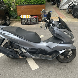 21년식 PCX125 ABS모델 팝니다