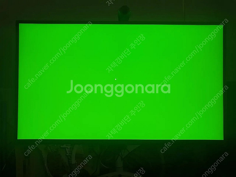 LG 32GQ950 4K 144hz모니터 팝니다--6