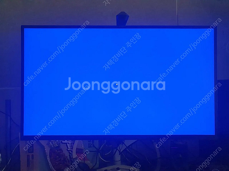 LG 32GQ950 4K 144hz모니터 팝니다--7