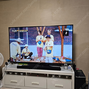 삼성 uhd 65인치 TV팝니다