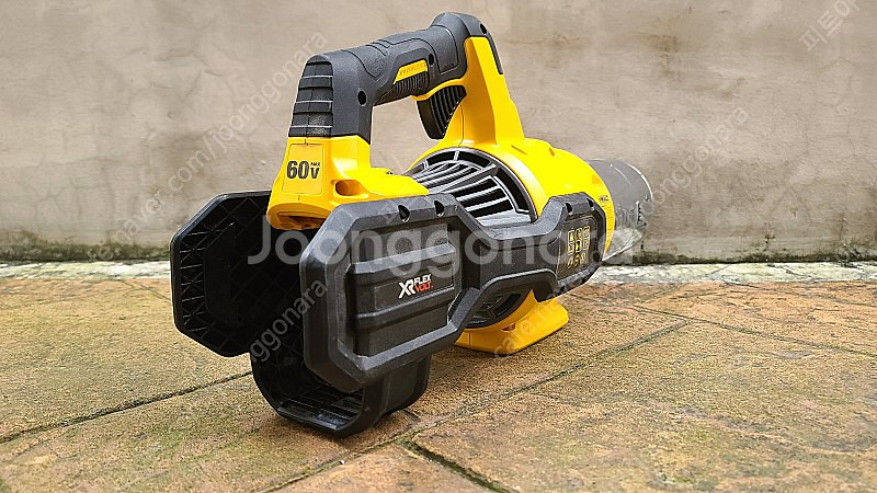디월트 DCMBA572N 충전 블로워 60V 베어툴 판...--1