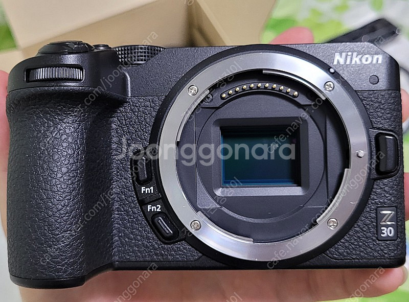 니콘 z30 16-50킷 풀박스 판매합니다.--3