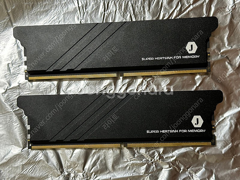 에센코어 흑금치 5600 ddr5 램 16gb x2 팝...--0