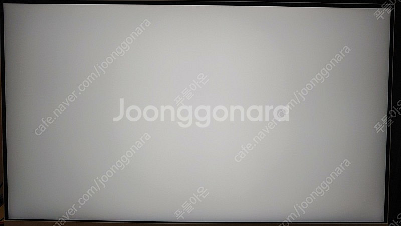 삼성 스마트 23년형 M7 S32CM701 화이트 팜....--7