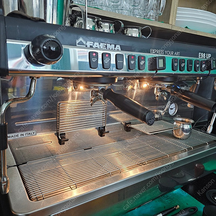 훼마 e98 up 프리미엄 2그룹 싸게 팝니다.--0