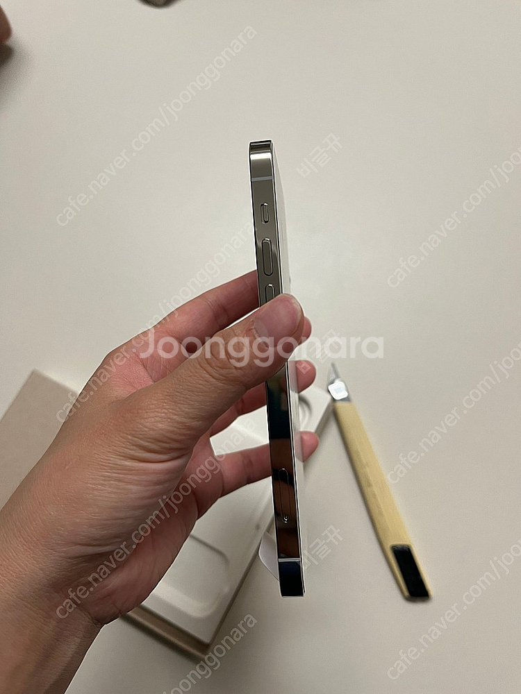 아이폰12프로 256GB 실버 리퍼 후 미사용 새폰--3