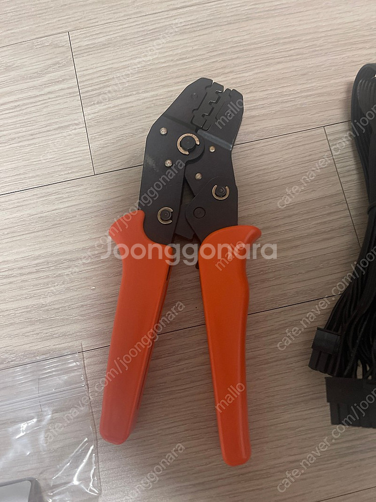 몰렉스 소켓 커넥터 압착기--1