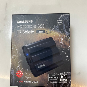 [미개봉] 삼성 T7 Shield SSD 외장하드 2TB