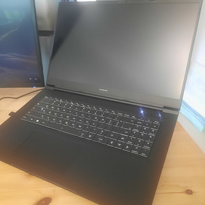 한성 게이밍노트북 TFG7276XG/17인치/인텔12세대/i7/RTX3060/DDR5 16GB/SSD500GB