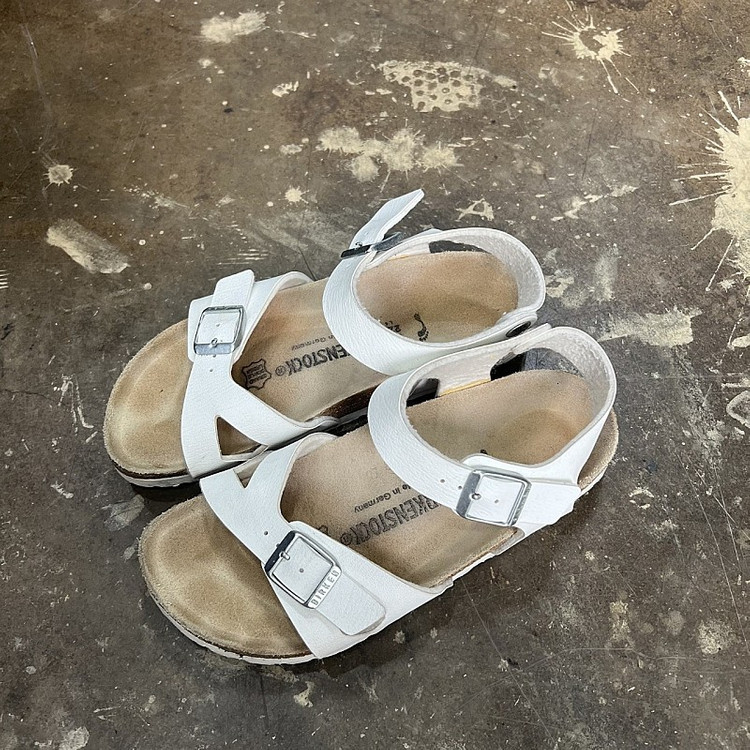 225) 버켄스탁 샌들 리오 여성 샌들 샌달 슬리퍼 크록스--3