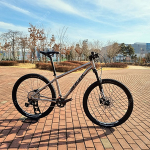 예거 쿠거 XT 24단 티타늄 MTB 자전거 판매합니다