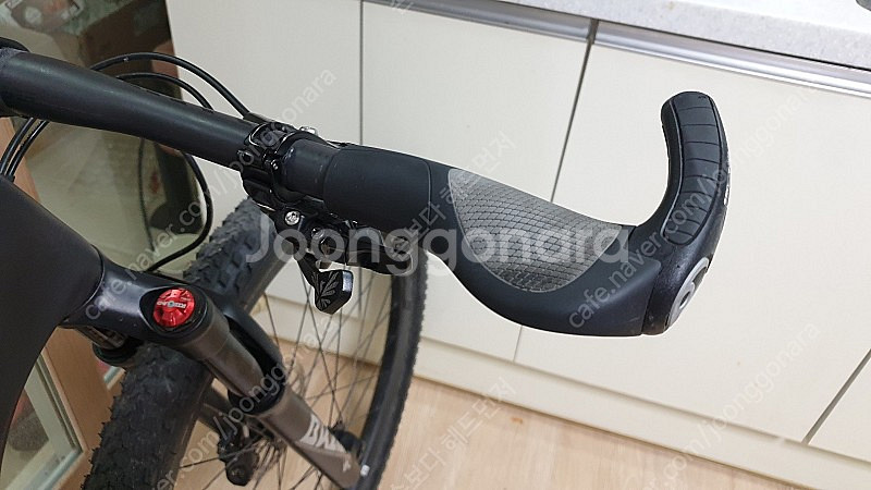 20년식 스페셜라이즈드 에픽 익스퍼트 하드테일--4