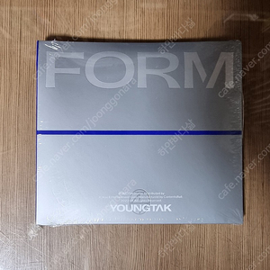 영탁 YOUNGTAK - 정규 2집 FORM (Digipack ver.) 그레이 버젼 미개봉 판매합니다