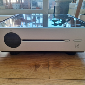 쿼드 아르테라 솔루스 올인원 앰프