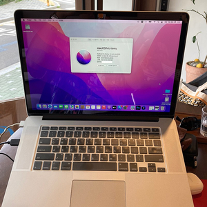 MacBook pro2015mid 맥북프로 15인치 i7 /16gb / ssd256