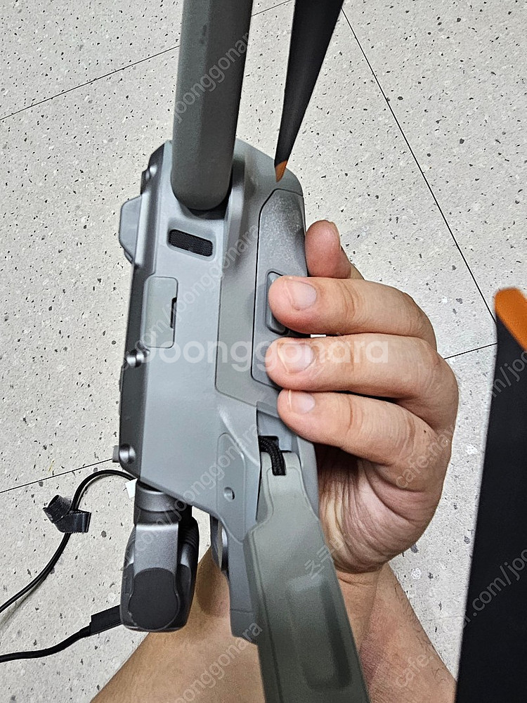 DJI AIR2S 플라이모어 콤보 팝니다. 매빅에어2S (케어 리프레쉬 25년 2월까지)--1