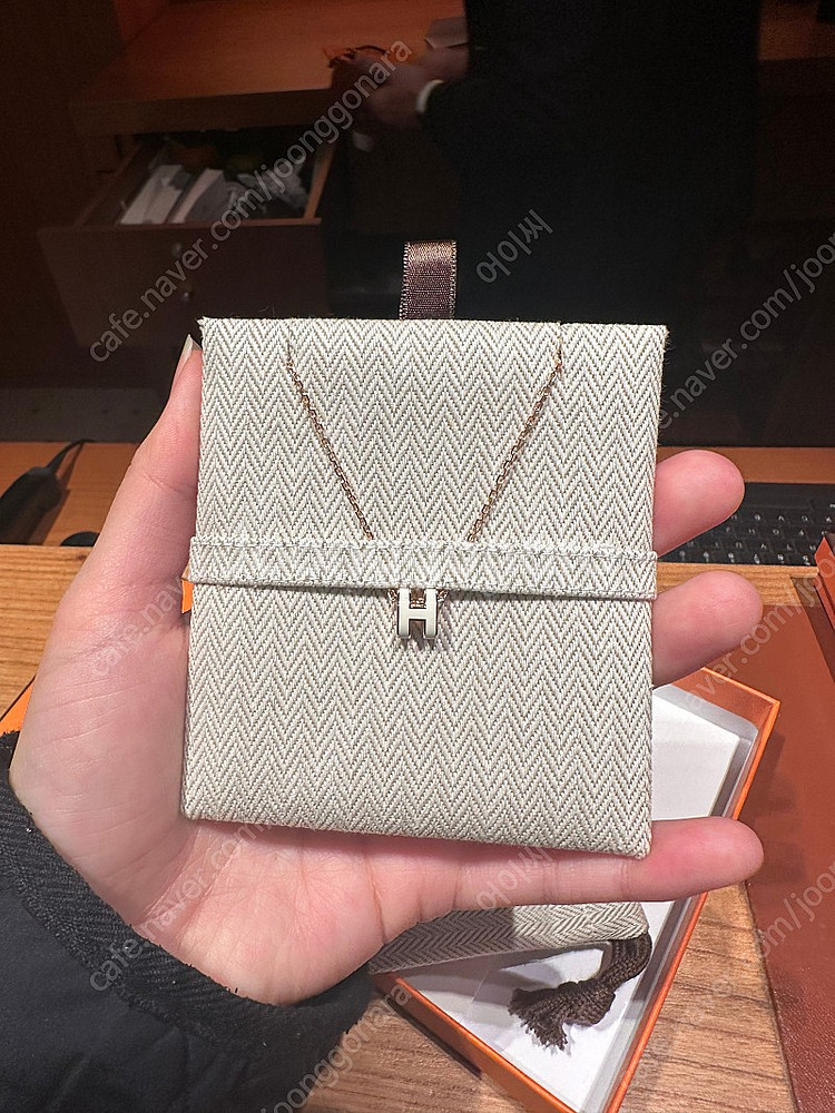 에르메스 미니 팝아슈 목걸이 로즈골드 + 블랑 새상품--0