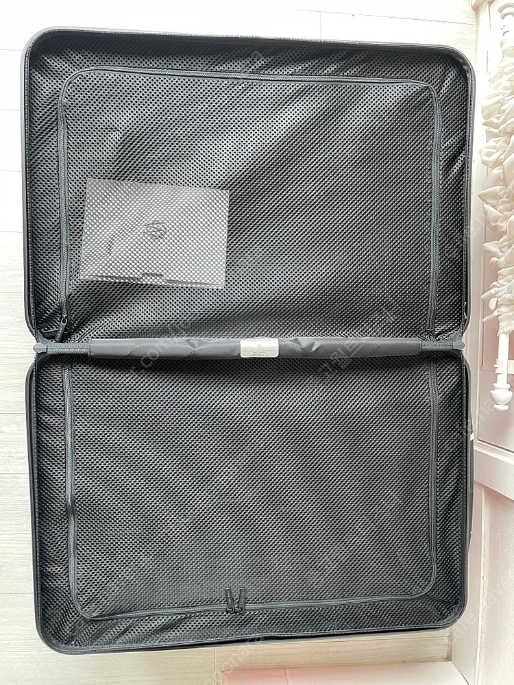 포르쉐 x 리모와 캐리어 XL 새제품 판매합니다 (사진有) / 가격더내림... 마지막... 이미지