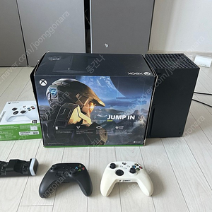 xbox series x, 정품 패드 2개(충전지,충전기포함)팝니다