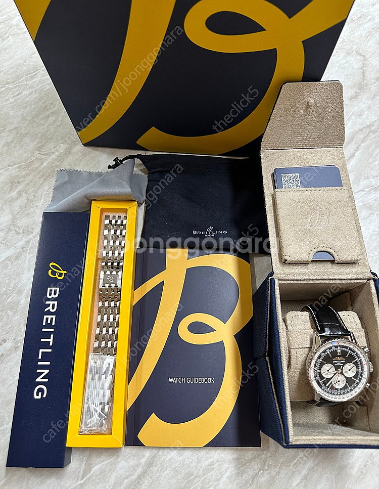브라이틀링 네비타이머 검판 46mm 팔아요 760--0