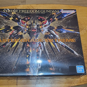 MGEX 스트라이크 프리덤 건담 STRIKE FREEDOM GUNDAM / ZGMF-X20A / EXTREME METALIC COMBINATION