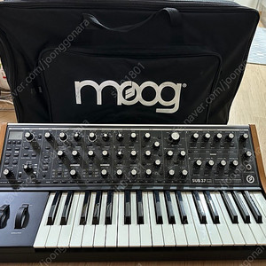 MOOG SUB 37 판매합니다.(기어라운지 정식 구매제품)