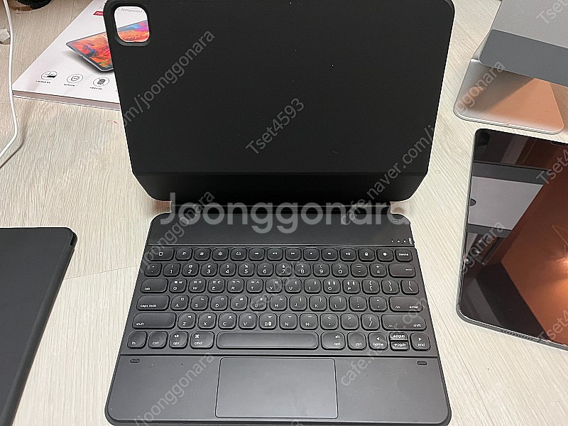 아이패드 12.9 m1 128gb 셀룰러 판매합니다--0