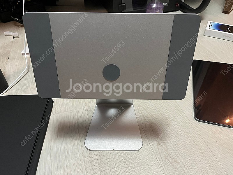 아이패드 12.9 m1 128gb 셀룰러 판매합니다--2