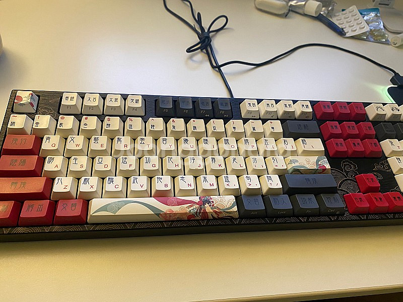 [VARMILO] 예약중--0