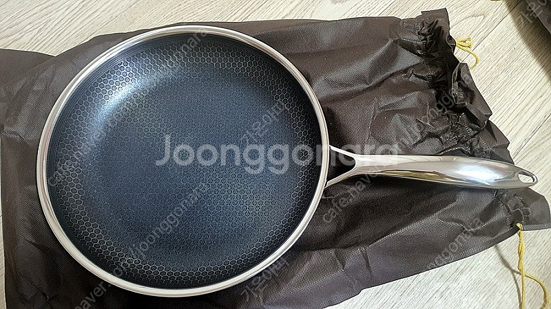 쿡셀 프라이팬 28cm, 후라이팬 20cm 새상품 팝니다.--2