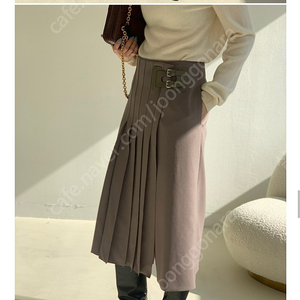 R2w 샵레디투웨어 pleated wrap pants taupe m판매